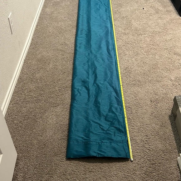 Curtains - Picture 2 of 7